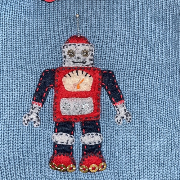 And then there was Jake size 4T robot Appliqué Sweater. Cotton blend - Picture 5 of 5